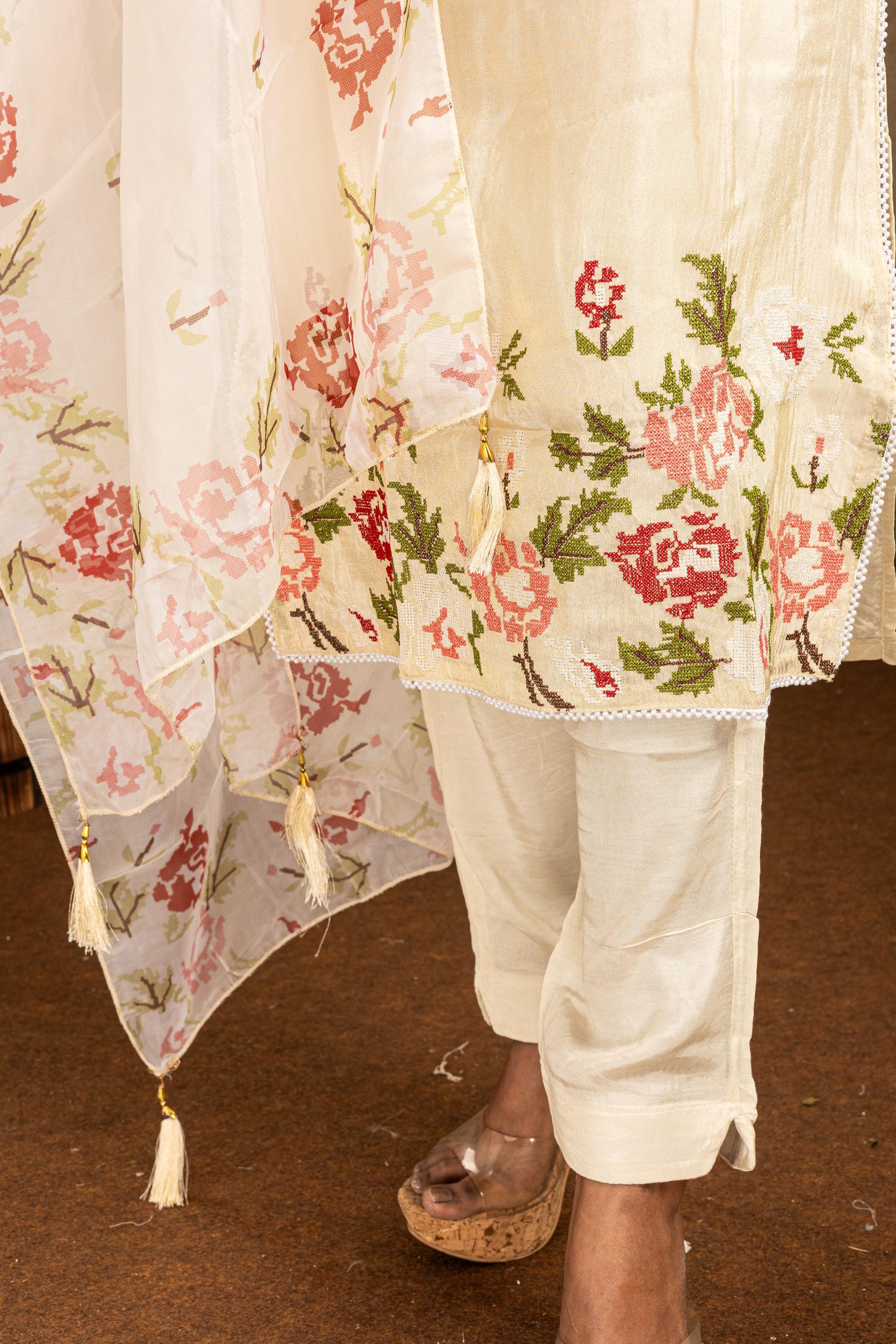 Cream Shimmer Salwar Suit Set - View 4
