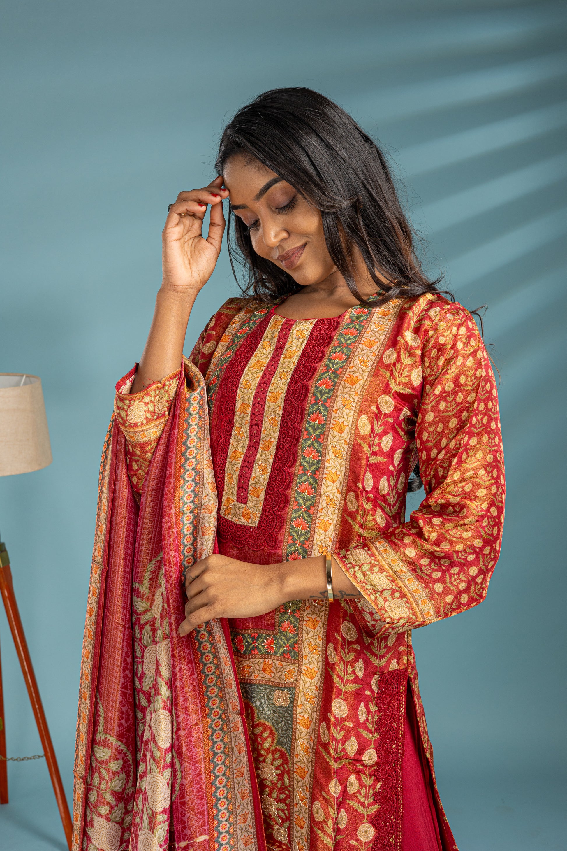 Maroon Shimmer Salwar Suit Set - View 3