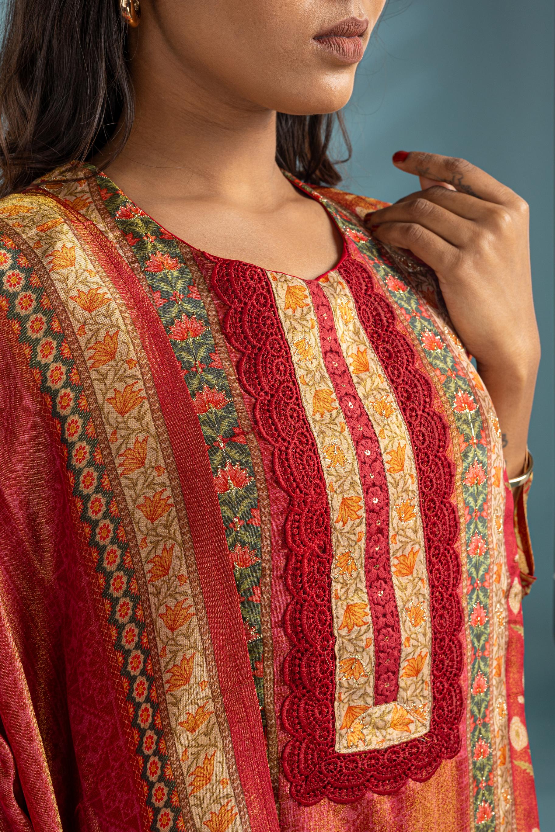 Maroon Shimmer Salwar Suit Set - View 5