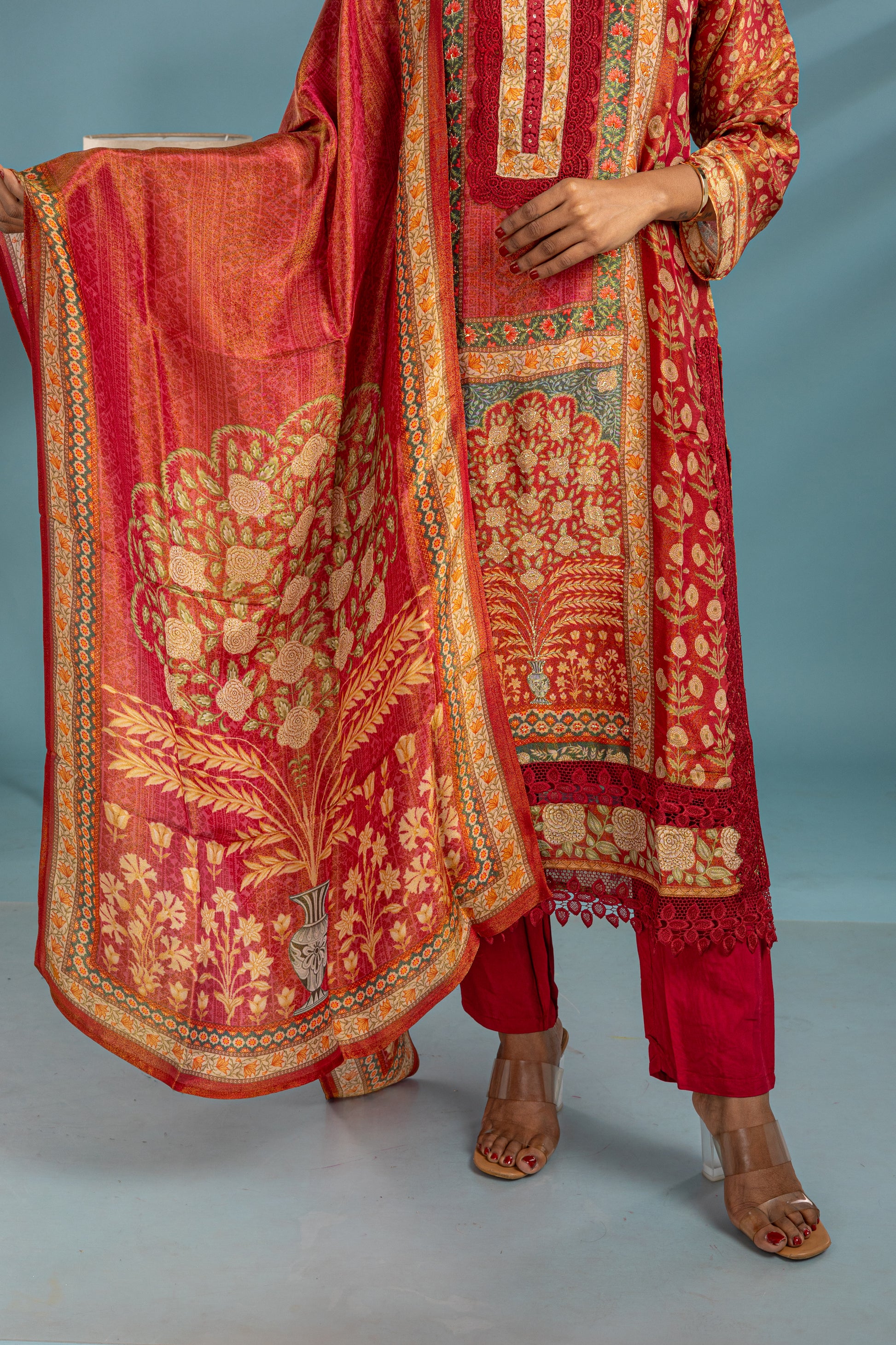 Maroon Shimmer Salwar Suit Set - View 4