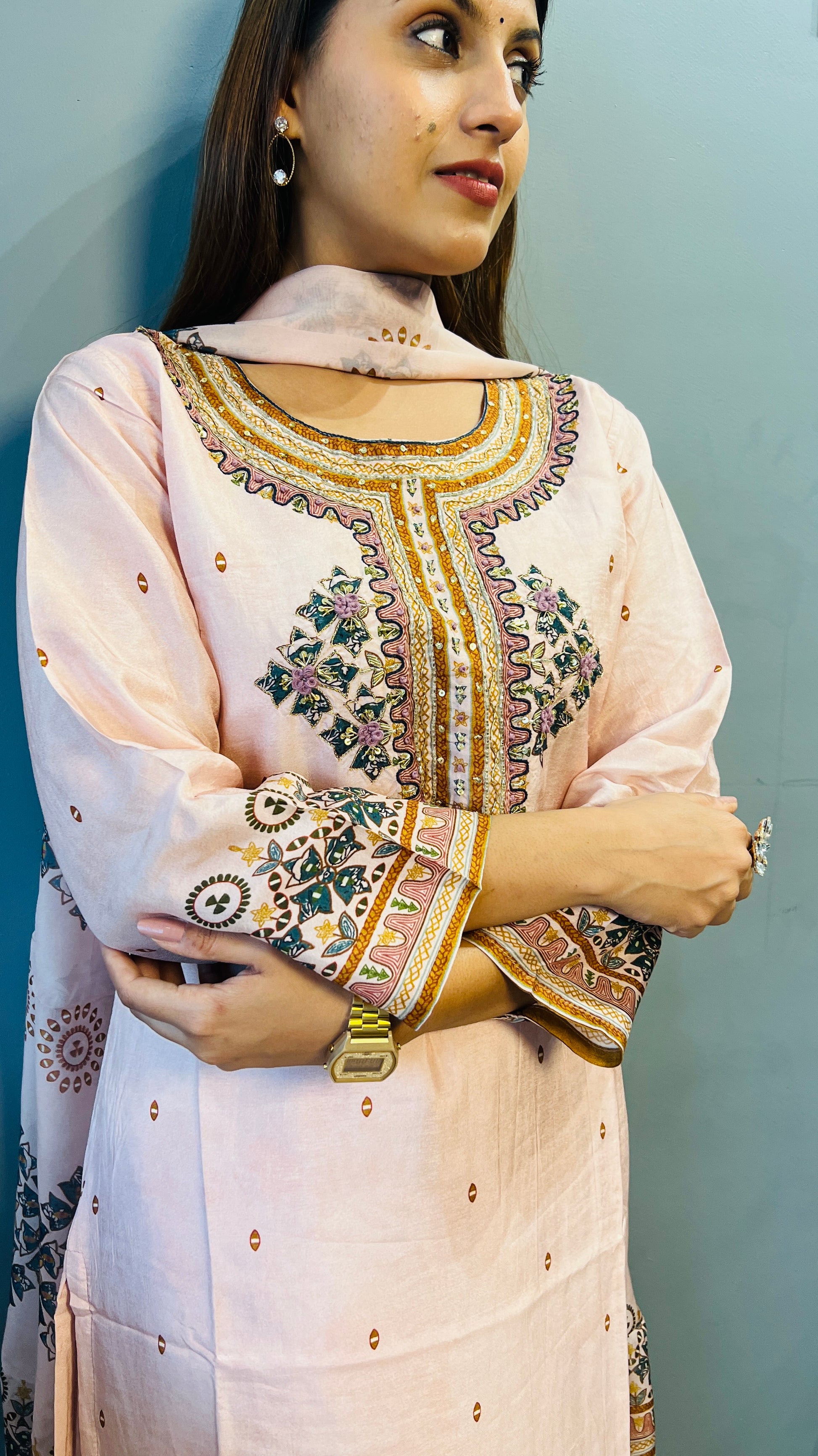 Dusty Peach Pink Muslin Suit Set with Warli Print and Organza Dupatta